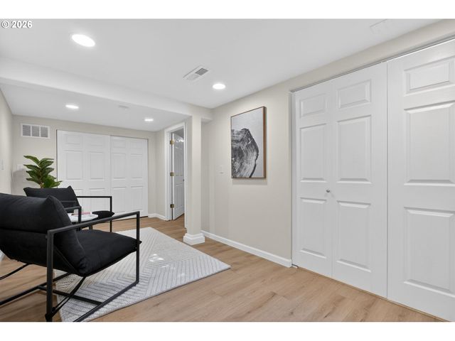 4146 Ne 69TH Ave, Portland, OR 97218