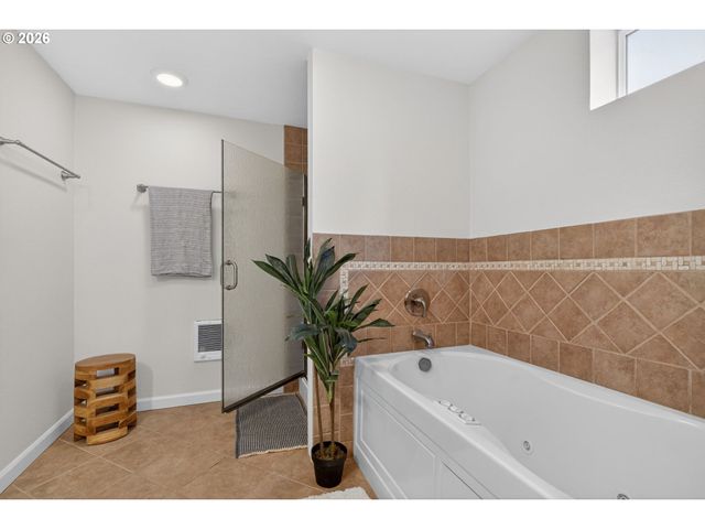 4146 Ne 69TH Ave, Portland, OR 97218