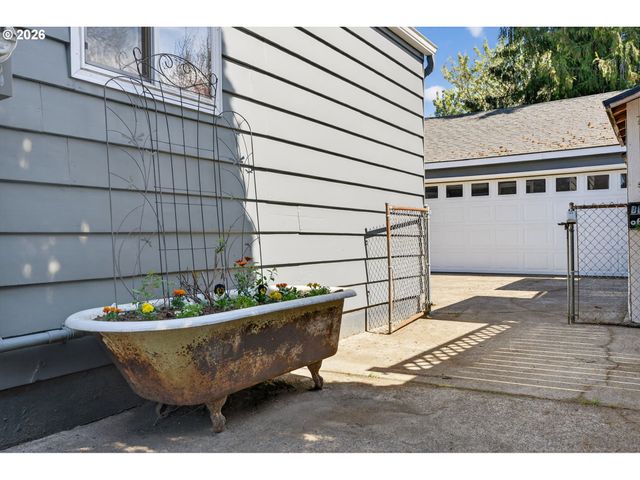 4146 Ne 69TH Ave, Portland, OR 97218