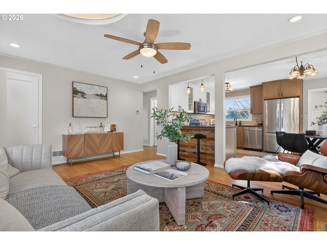 4146 Ne 69TH Ave, Portland, OR 97218