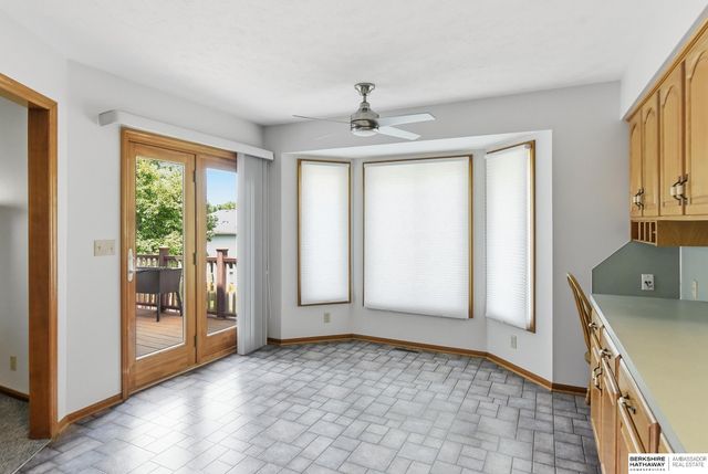 1209 Cork Drive, Papillion, NE 68046