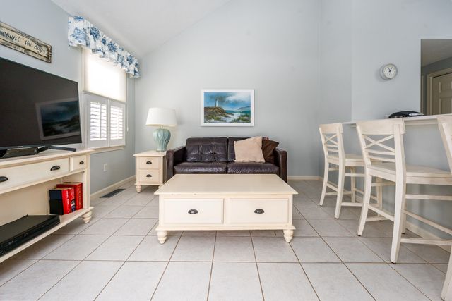 29 Pine Grove Village UNIT H, Yarmouth Port, MA 02675