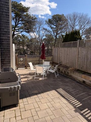 29 Pine Grove Village UNIT H, Yarmouth Port, MA 02675