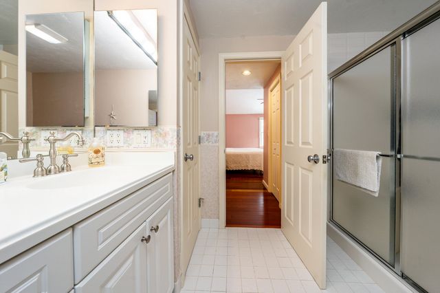 29 Pine Grove Village UNIT H, Yarmouth Port, MA 02675