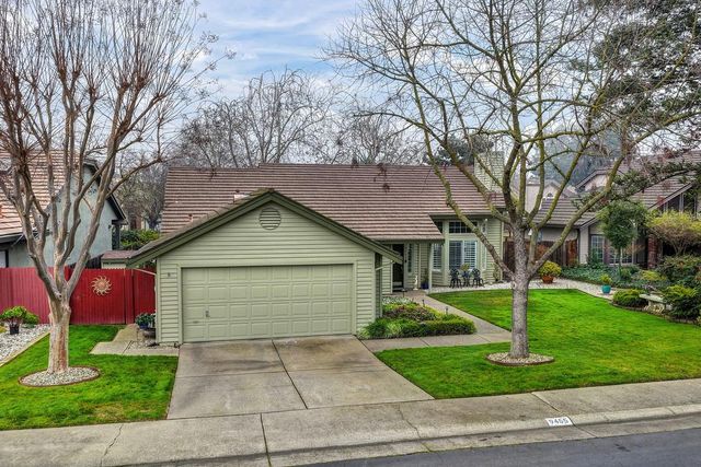 9455 Laguna Lake Way, Elk Grove, CA 95758