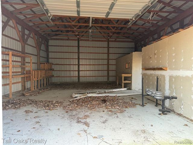 6054 E Pierson Road, Flint, MI 48506