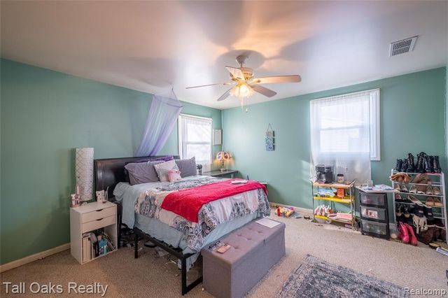 6054 E Pierson Road, Flint, MI 48506