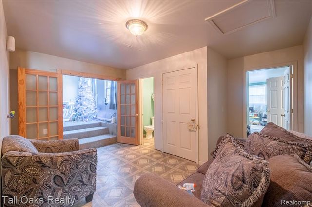 6054 E Pierson Road, Flint, MI 48506