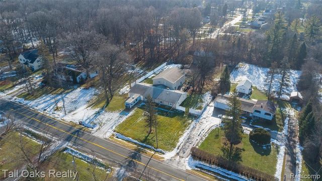 6054 E Pierson Road, Flint, MI 48506