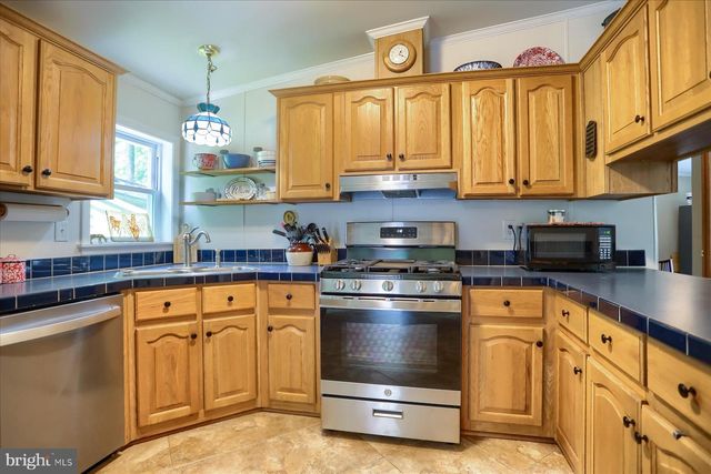 2157 N COOPER RD, Whiteford, MD 21160