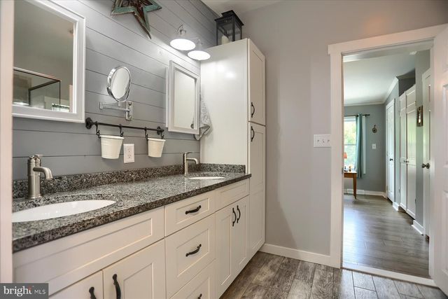 2157 N COOPER RD, Whiteford, MD 21160