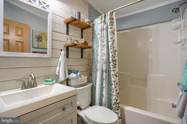 2157 N COOPER RD, Whiteford, MD 21160