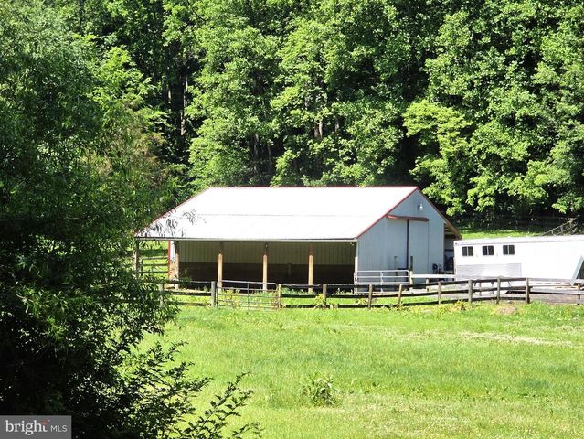 2157 N COOPER RD, Whiteford, MD 21160