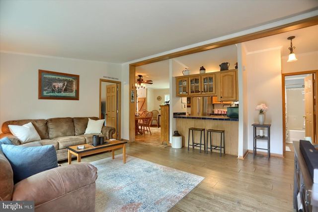 2157 N COOPER RD, Whiteford, MD 21160