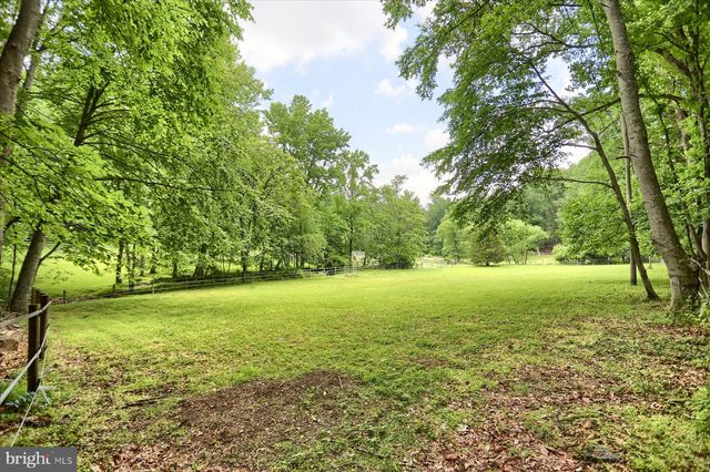 2157 N COOPER RD, Whiteford, MD 21160