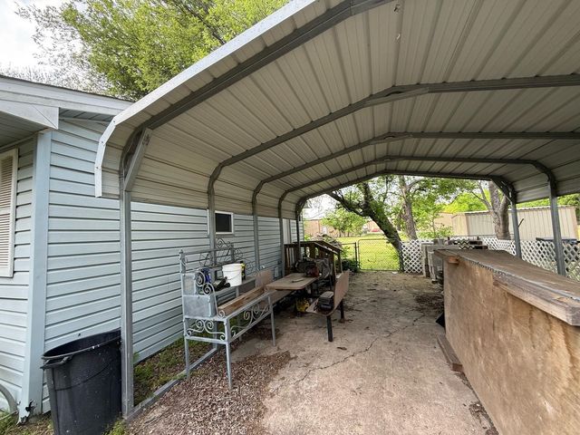 1706 Shawnee Road, Waxahachie, TX 75165