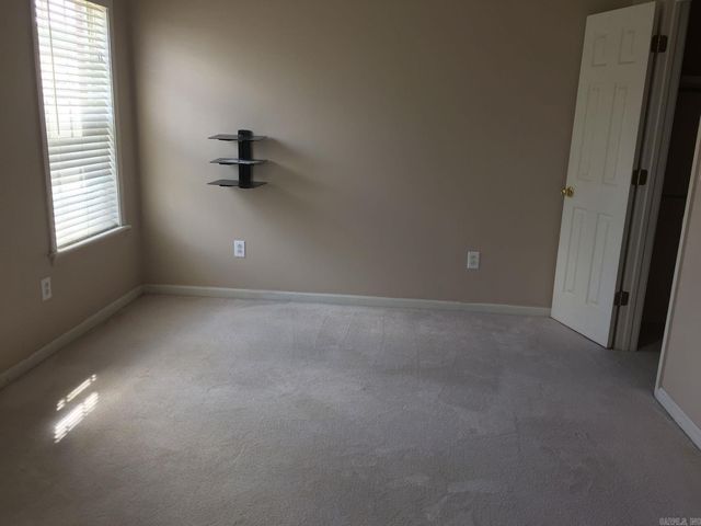 117 Grizzly Bear Dr., White Hall, AR 71602