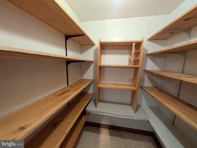 7845 CHAMBERS HILL RD, Harrisburg, PA 17111