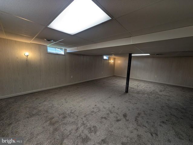 7845 CHAMBERS HILL RD, Harrisburg, PA 17111