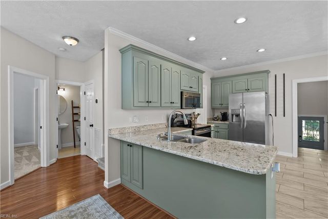 335 Herman Melville AVE, Newport News, VA 23606