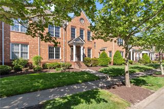 335 Herman Melville AVE, Newport News, VA 23606