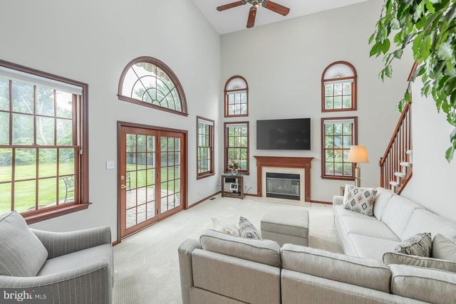 11 TURTLE CREEK DR, Mullica Hill, NJ 08062
