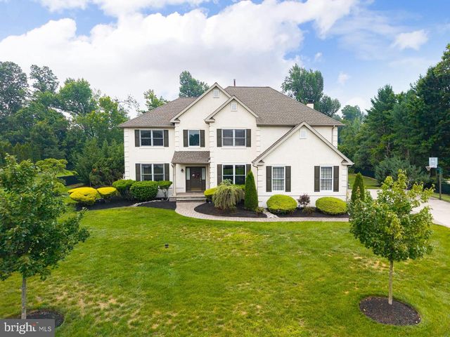 11 TURTLE CREEK DR, Mullica Hill, NJ 08062