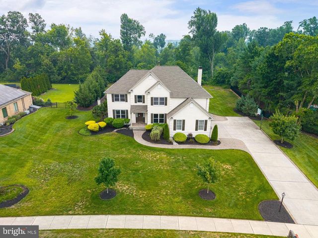 11 TURTLE CREEK DR, Mullica Hill, NJ 08062