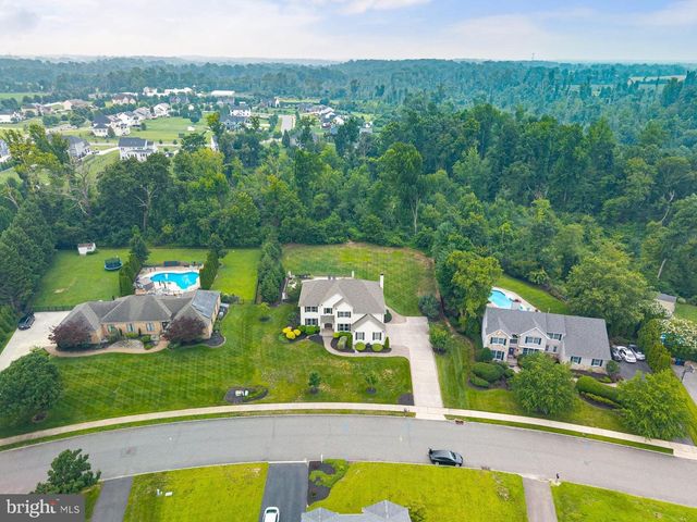 11 TURTLE CREEK DR, Mullica Hill, NJ 08062