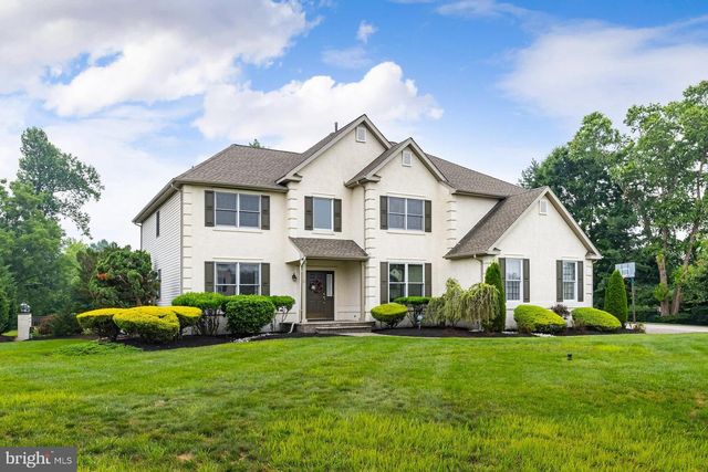 11 TURTLE CREEK DR, Mullica Hill, NJ 08062