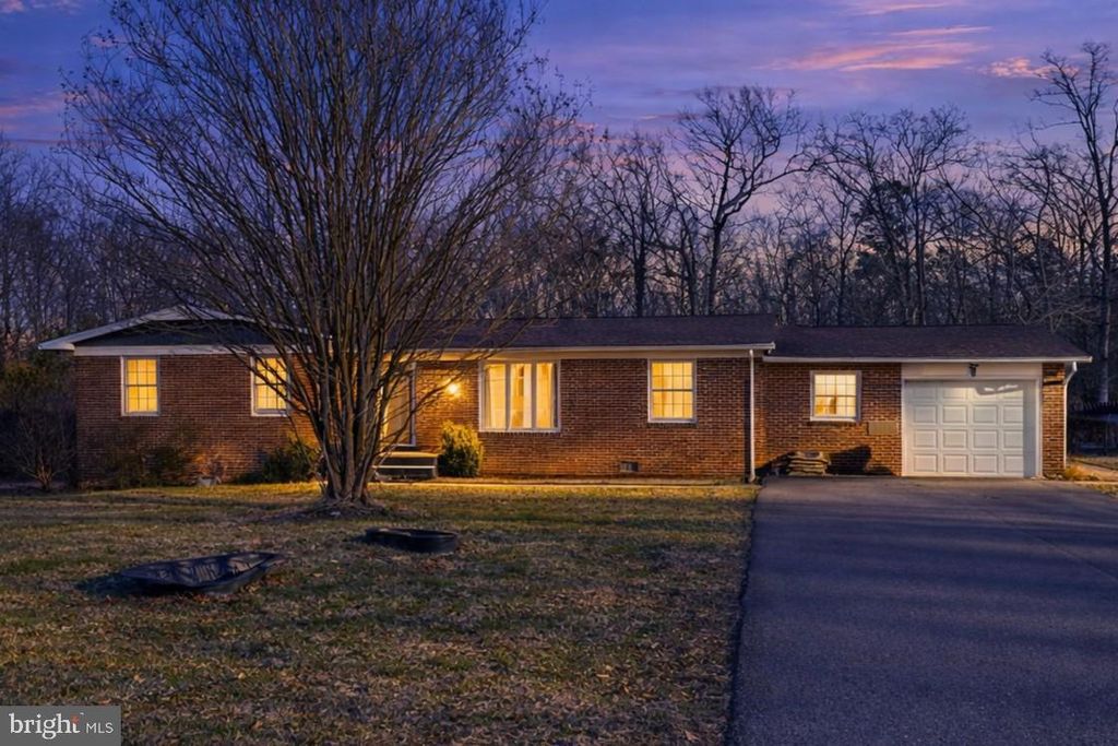 22628 JOAN DR, California, MD 20619