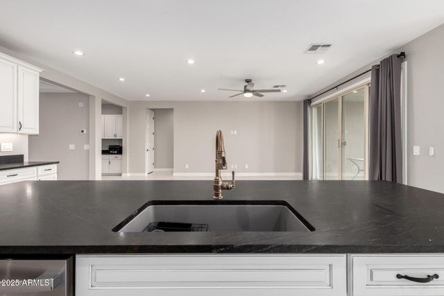 22386 N DANIEL Drive, Maricopa, AZ 85138