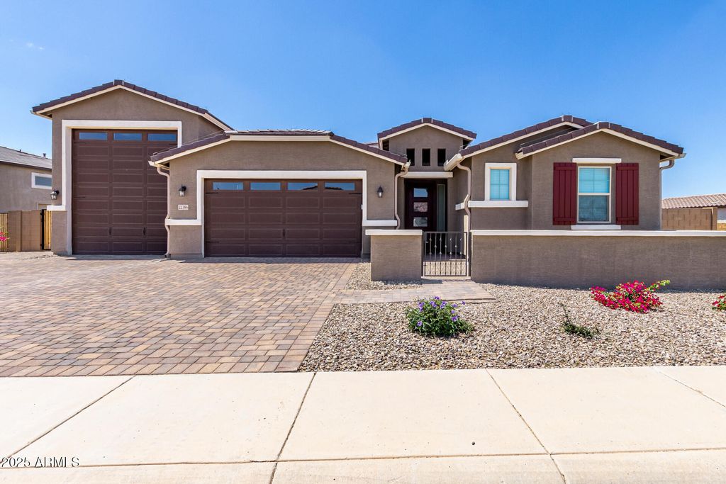 22386 N DANIEL Drive, Maricopa, AZ 85138