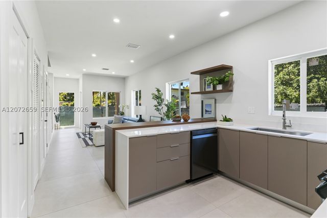 6141 NW 1st Ave, Miami, FL 33127