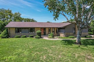 23946 Lakeview Drive, Minooka, IL 60447
