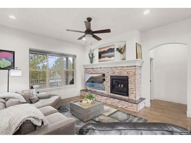 1539 Sandy Ln, Windsor, CO 80550