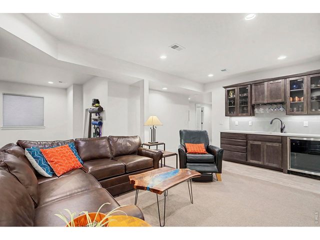 1539 Sandy Ln, Windsor, CO 80550