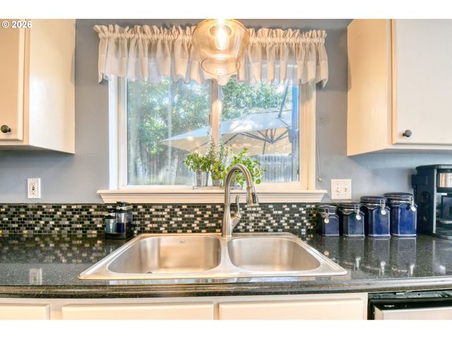 1626 Sw 3RD St, Pendleton, OR 97801