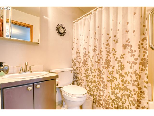 1626 Sw 3RD St, Pendleton, OR 97801