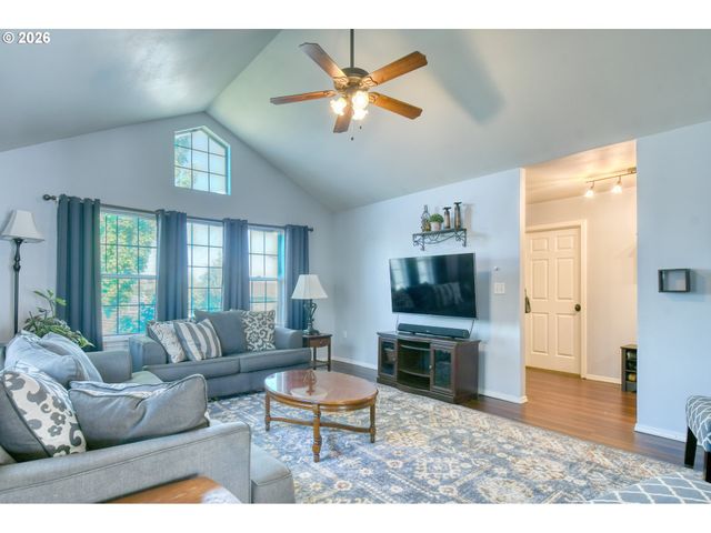 1626 Sw 3RD St, Pendleton, OR 97801