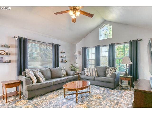 1626 Sw 3RD St, Pendleton, OR 97801