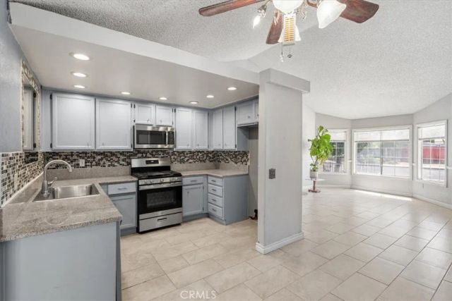 5311 Katrina, Palmdale, CA 93552