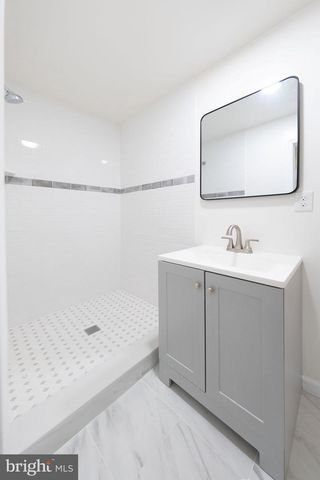 2232 SOUTHGATE SQ, Reston, VA 20191