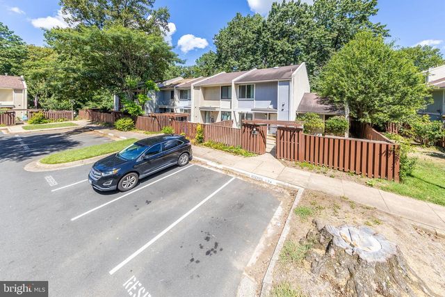 2232 SOUTHGATE SQ, Reston, VA 20191