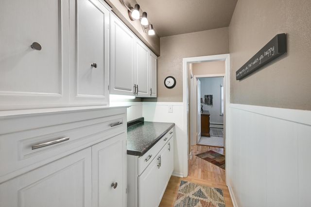 5853 28th Avenue S, Minneapolis, MN 55417