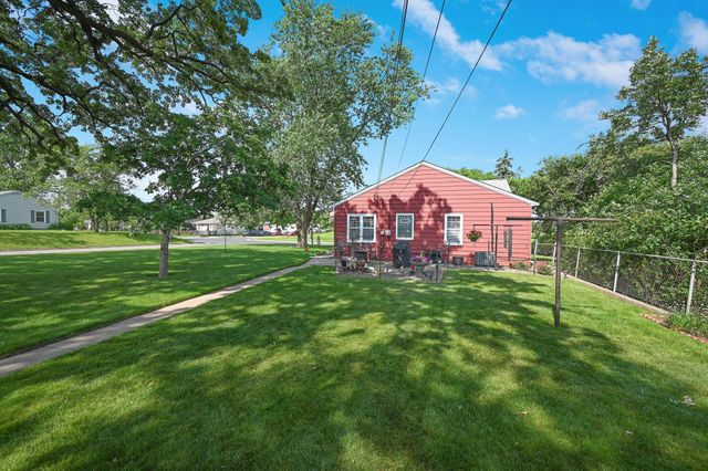 5853 28th Avenue S, Minneapolis, MN 55417