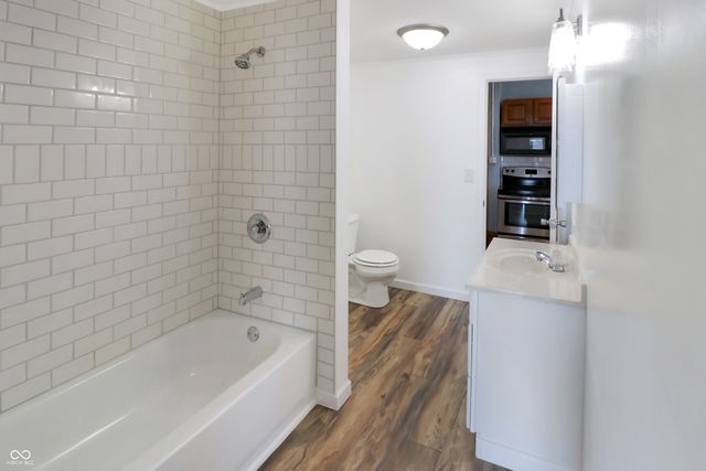 105 W Jackson Street, Mulberry, IN 46058