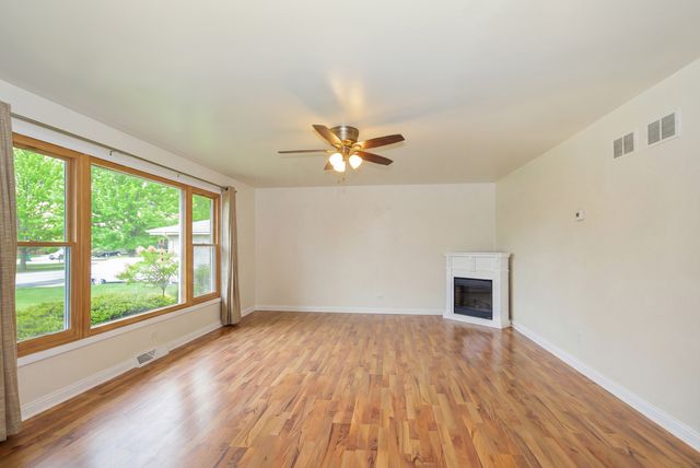 8306 169th Street, Tinley Park, IL 60477