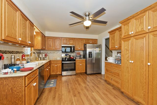 8306 169th Street, Tinley Park, IL 60477