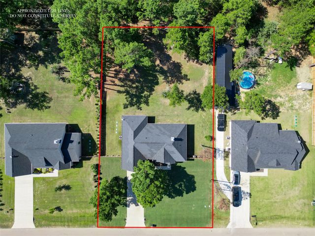 19355 Cedarpark Place, Lindale, TX 75771